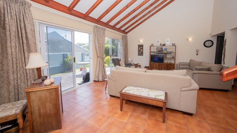 4 Bedroom Property for Sale in Selborne Eastern Cape